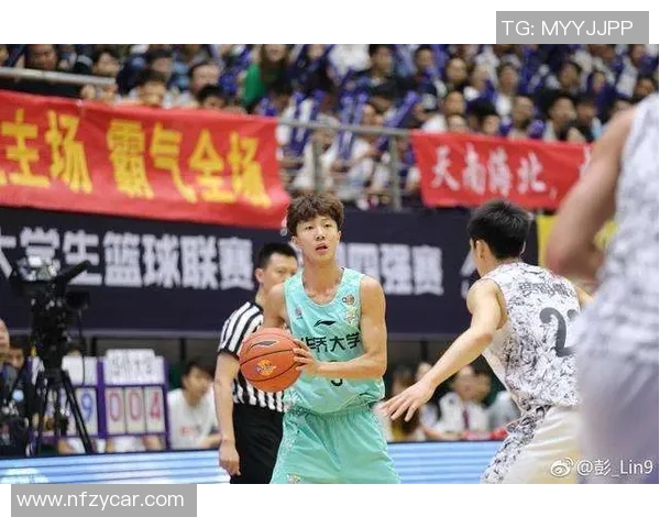 北京篮球队在选拔赛中以83分高居积分榜首位，展现强劲实力