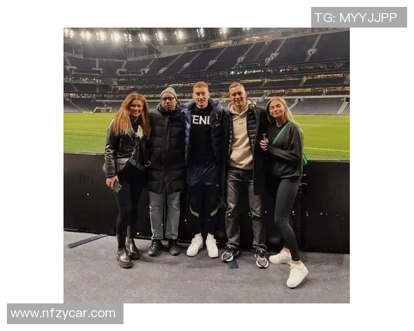 足球明星情侣搭配名字大全让你了解他们的爱情故事与球场传奇 足球明星情侣搭配名字大全让你了解他们的爱情故事与球场传奇